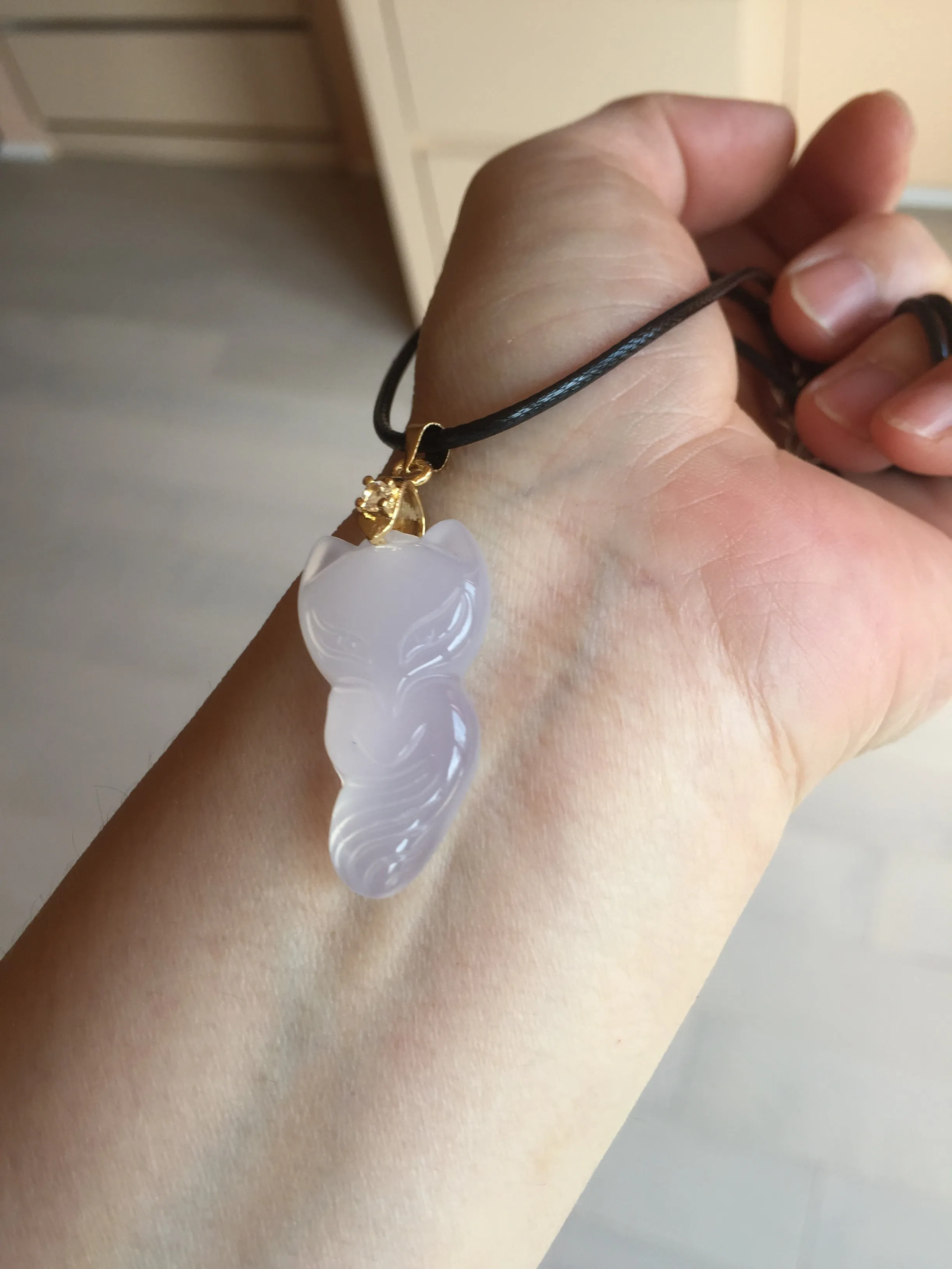 100% natural icy transparent White/clear Chalcedony fox pendant CB80