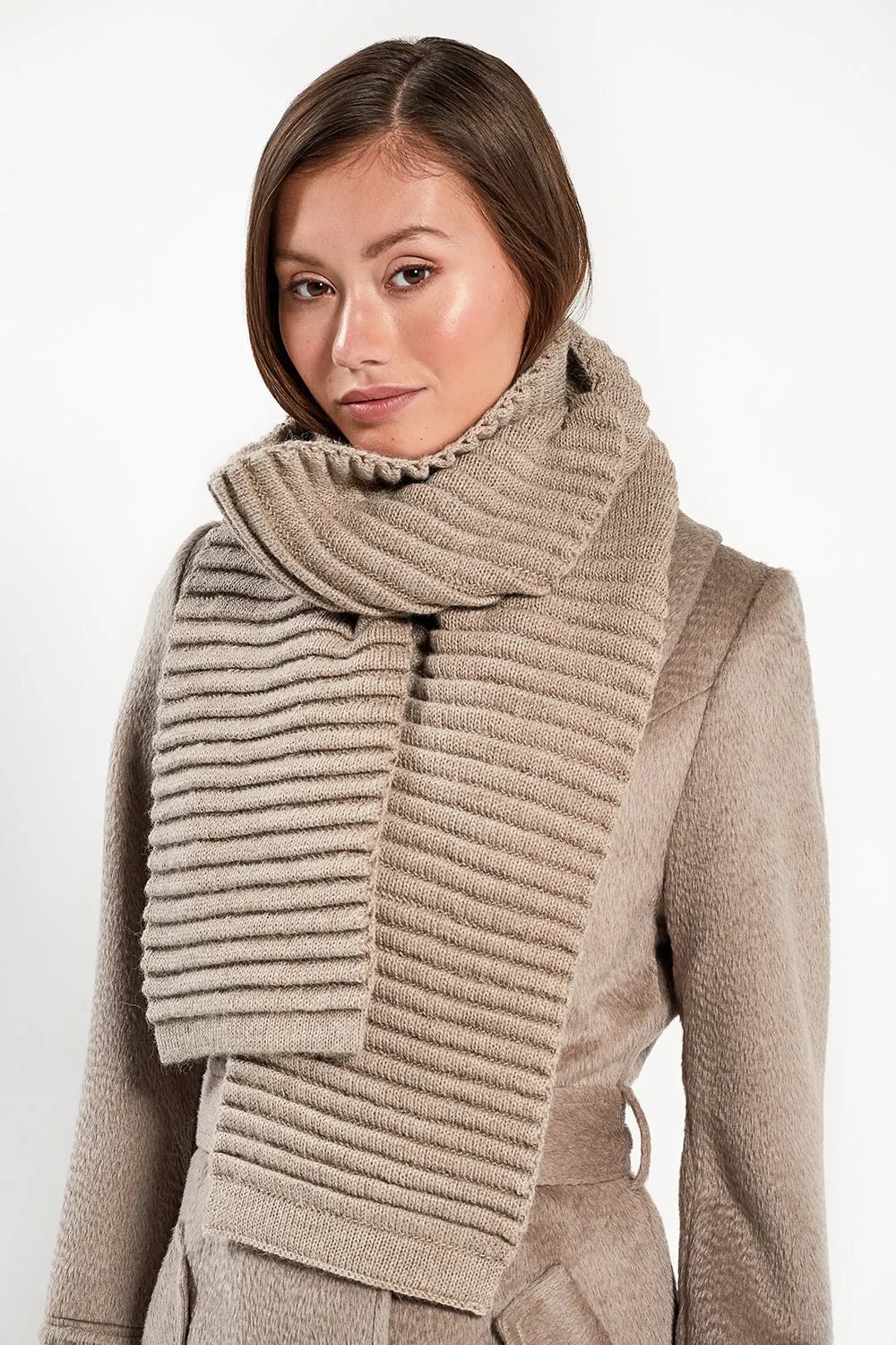 Adult Ribbed Scarf