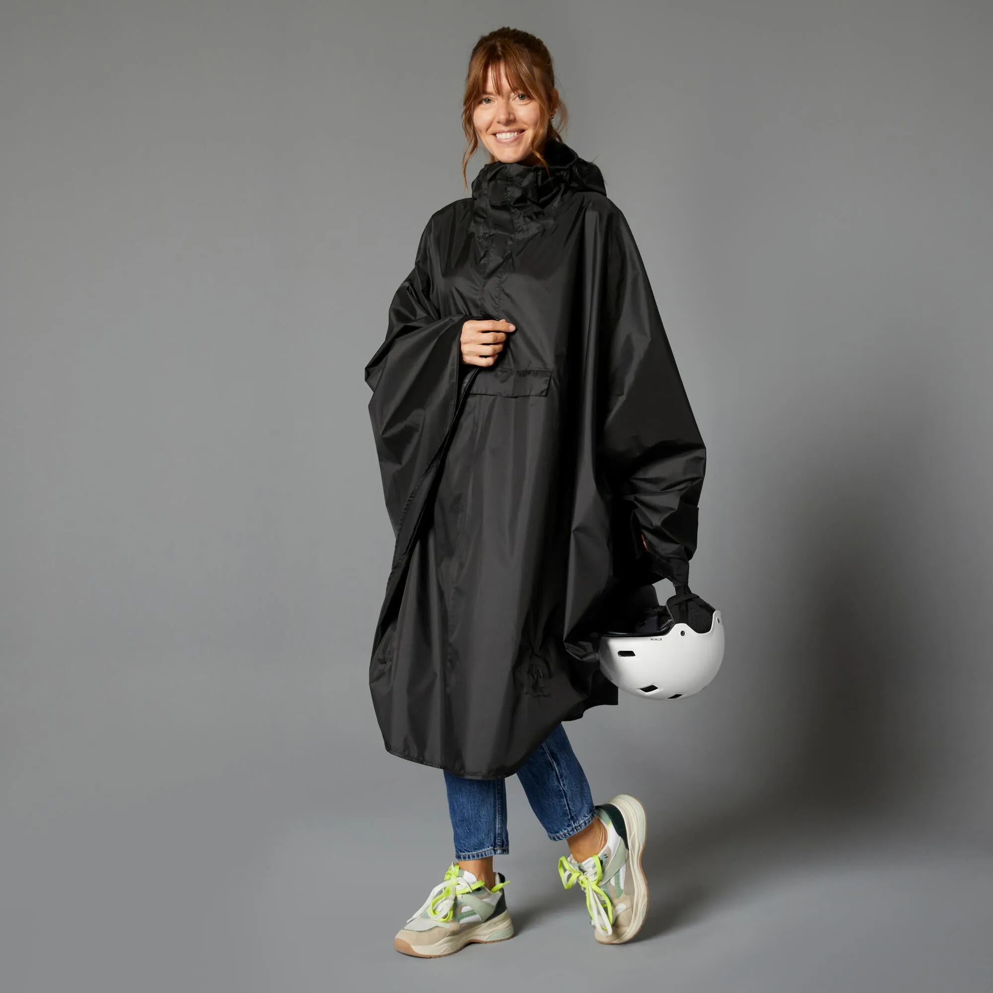 Btwin 100 City Cycling Rain Poncho - Black