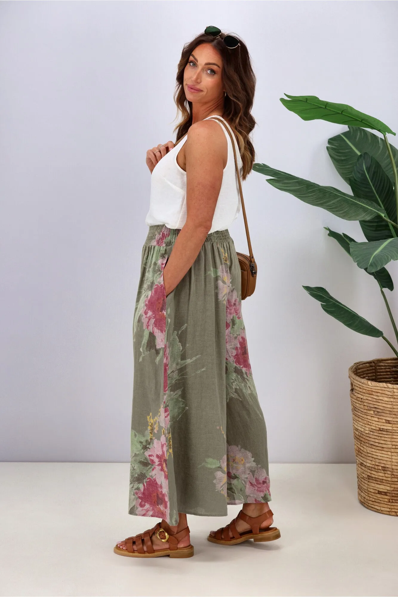 Cali & Co Wide Leg Linen Floral Pant Khaki