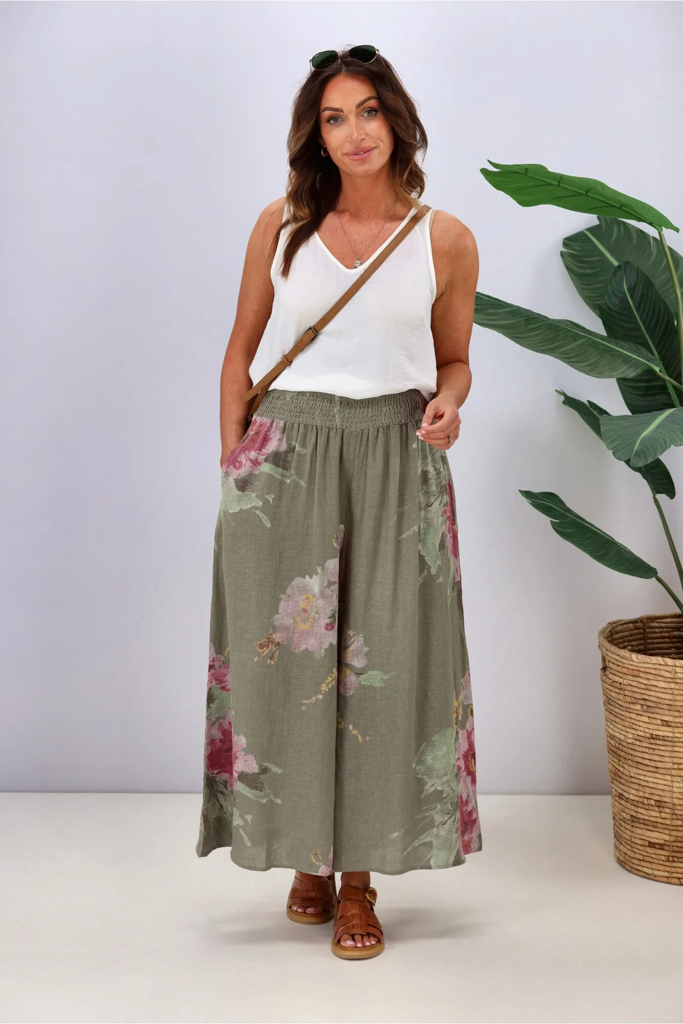 Cali & Co Wide Leg Linen Floral Pant Khaki