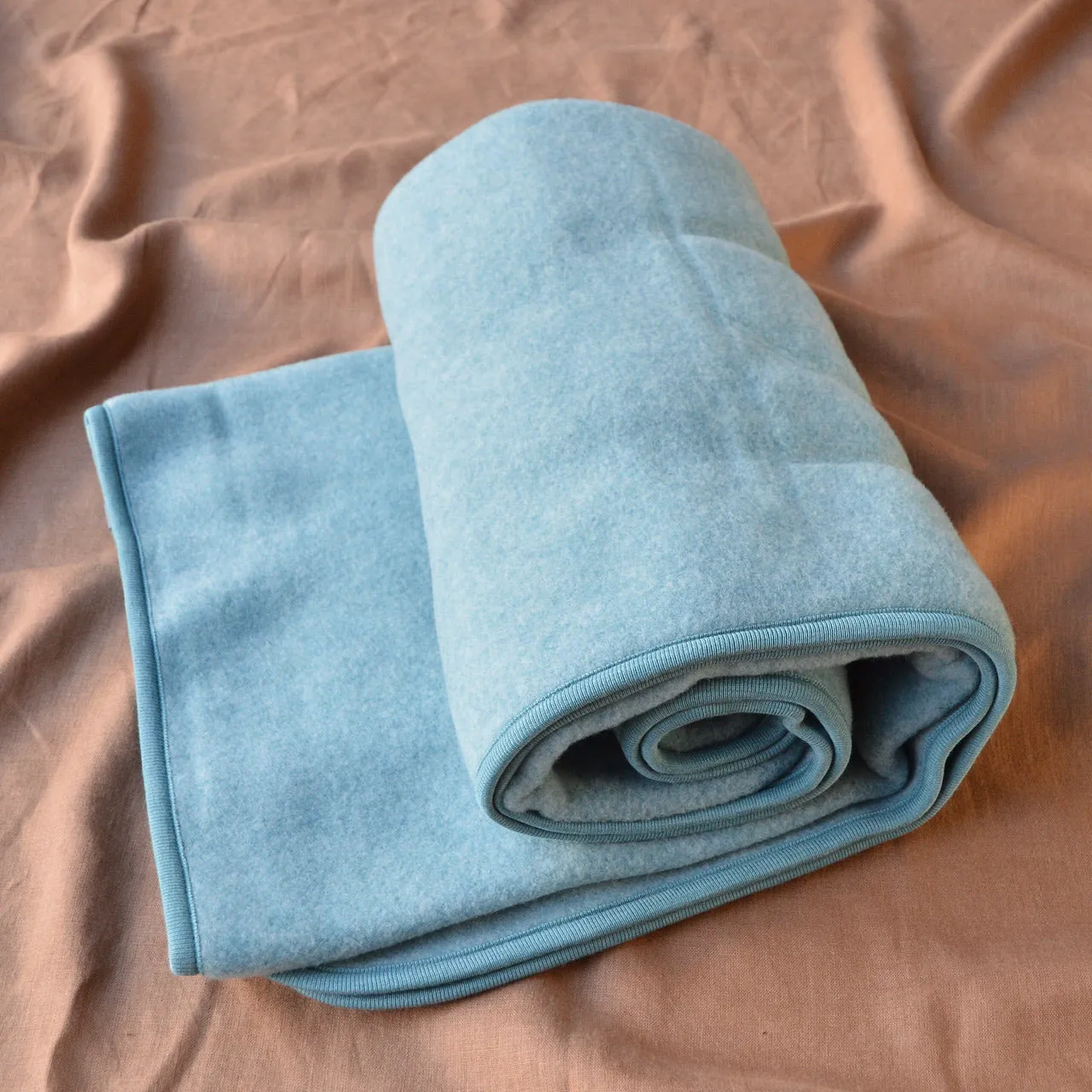 Organic Merino Wool Fleece Blanket - Large (180x160cm)