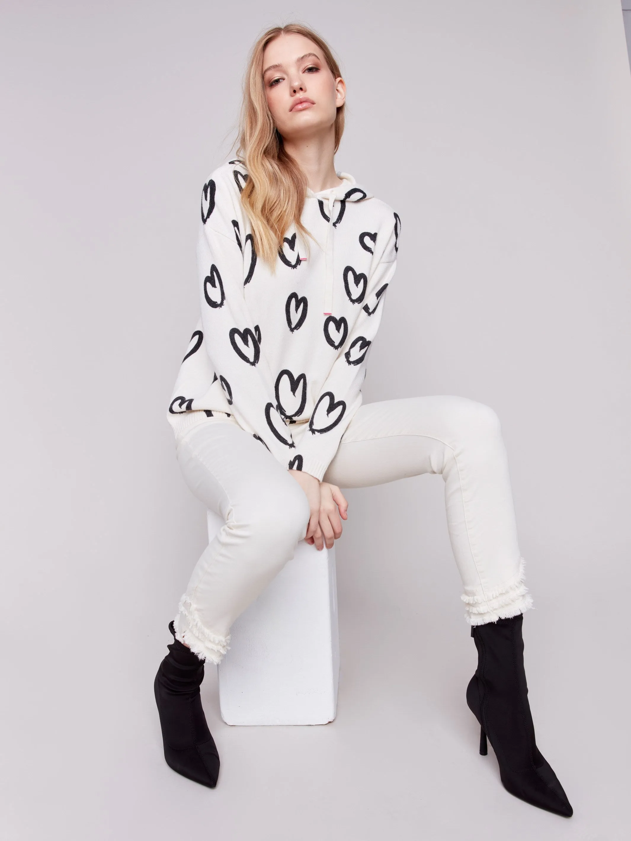 Printed Hoodie Sweater - Hearts