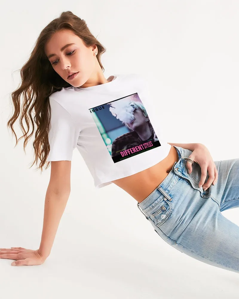 This is Frezh Issue Cover   Women's Cropped Tee